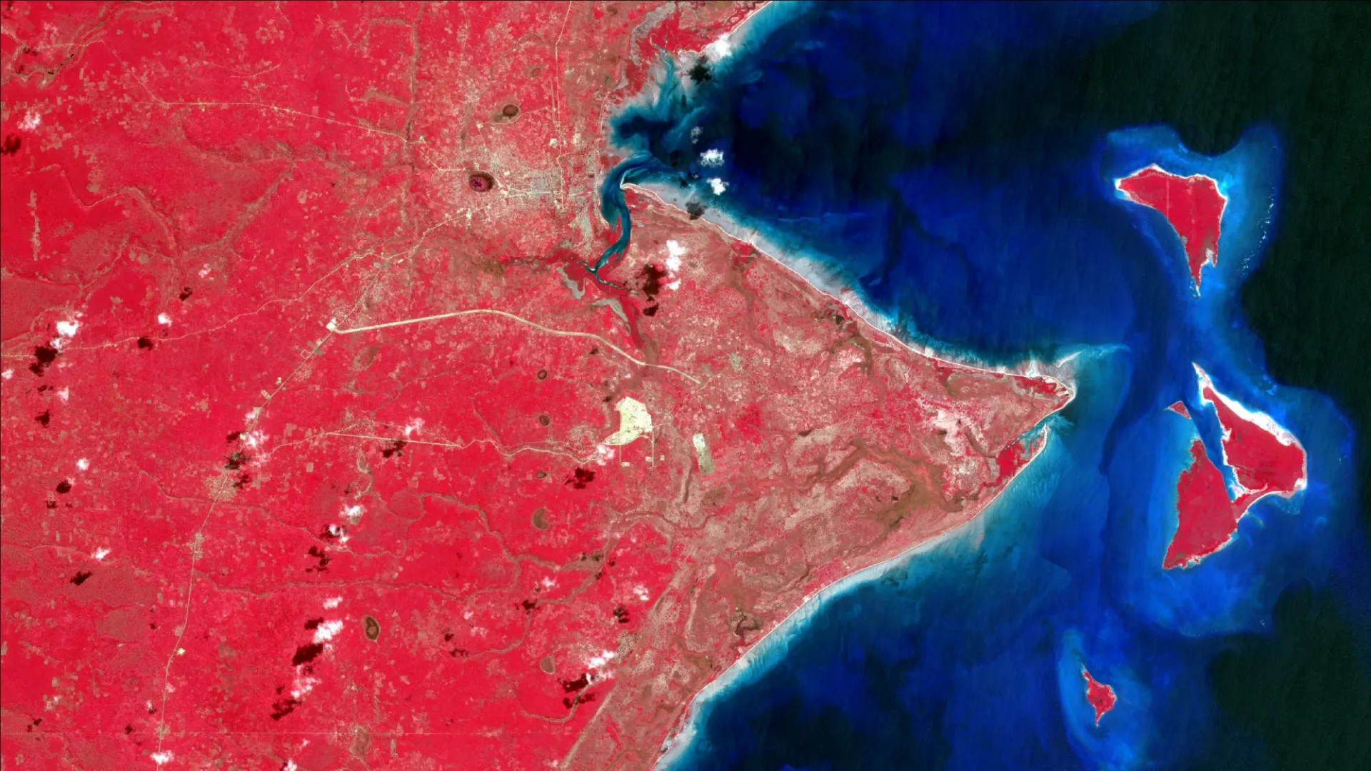 Mozambique 8 4 3 Infrared Resized.jpg
