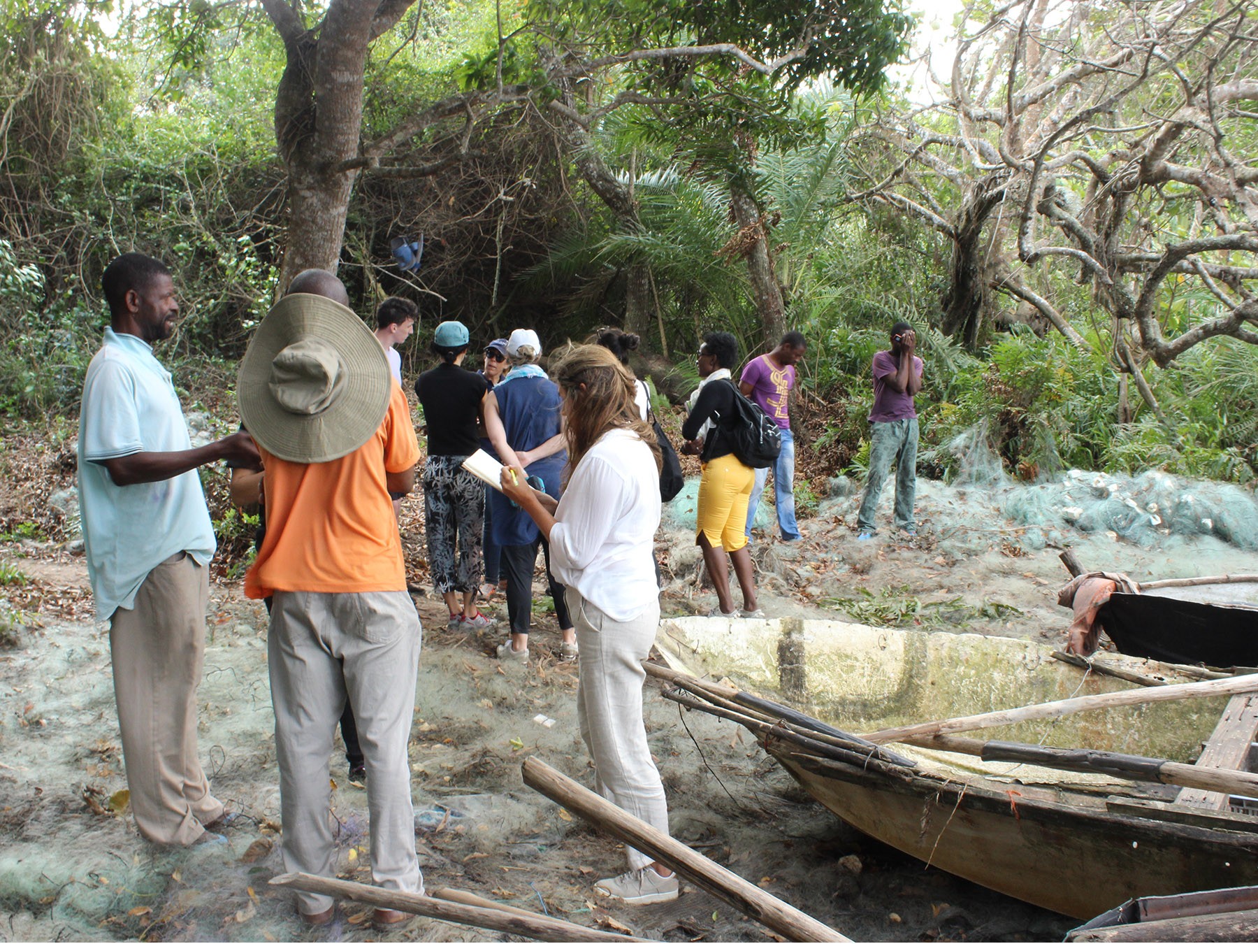 Local fisherman talking with students 12x9 Site Visit 4