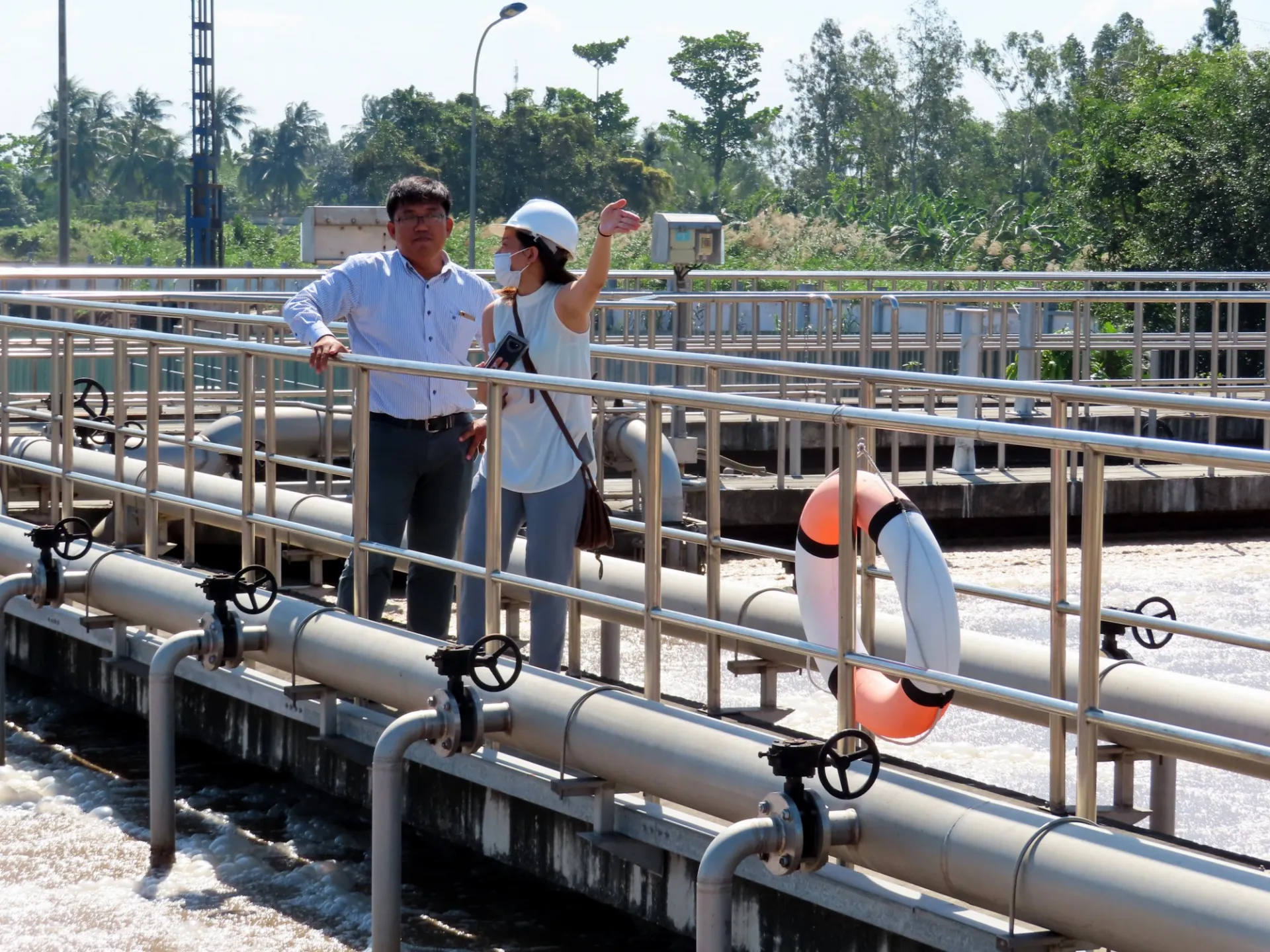 Students Visiting A Sewer Treament Plant.JPG